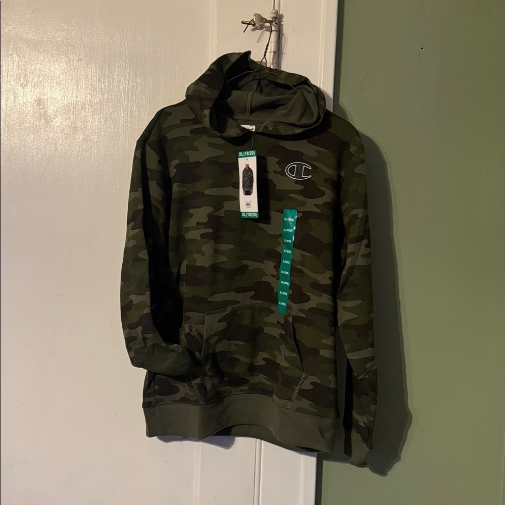 Champion Youth  kids Camouflage X-Large Green Unisex Boys & Girls Hoodie